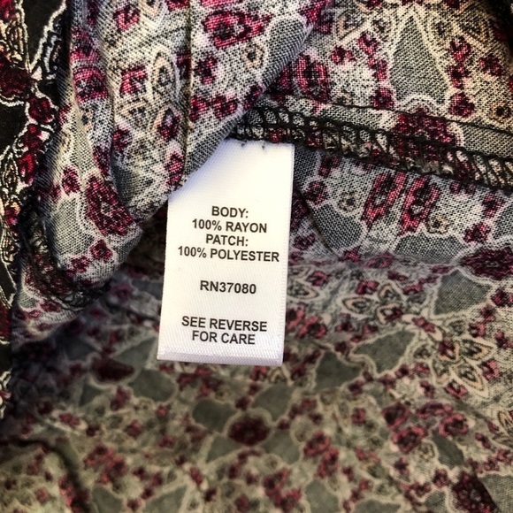 Est. 1946 floral boho top - Picture 9 of 11
